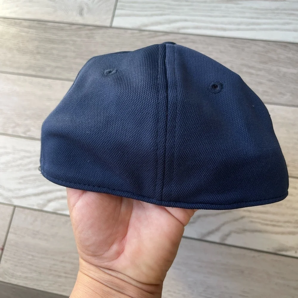 New York Yankees men’s Navy Cap